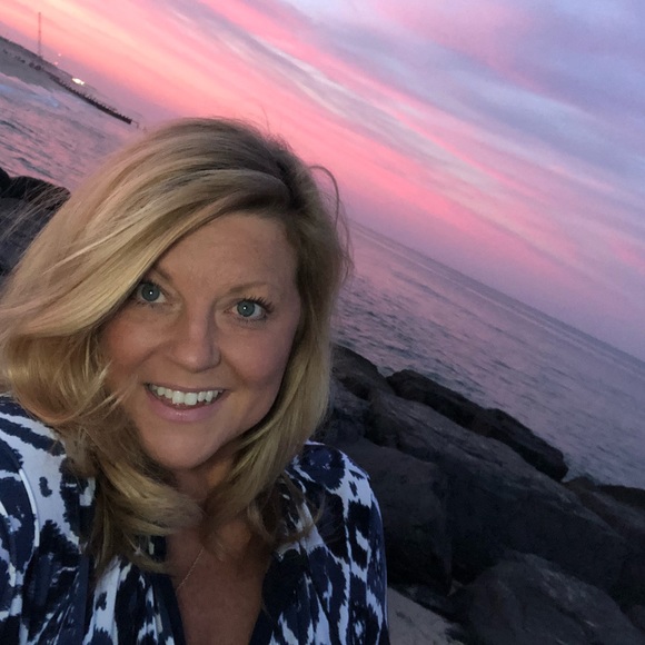 Meet your Posher, Veronica - Picture 6 of 8